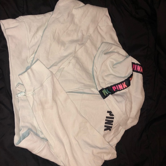 Pink by VS sweater - Picture 4 of 4